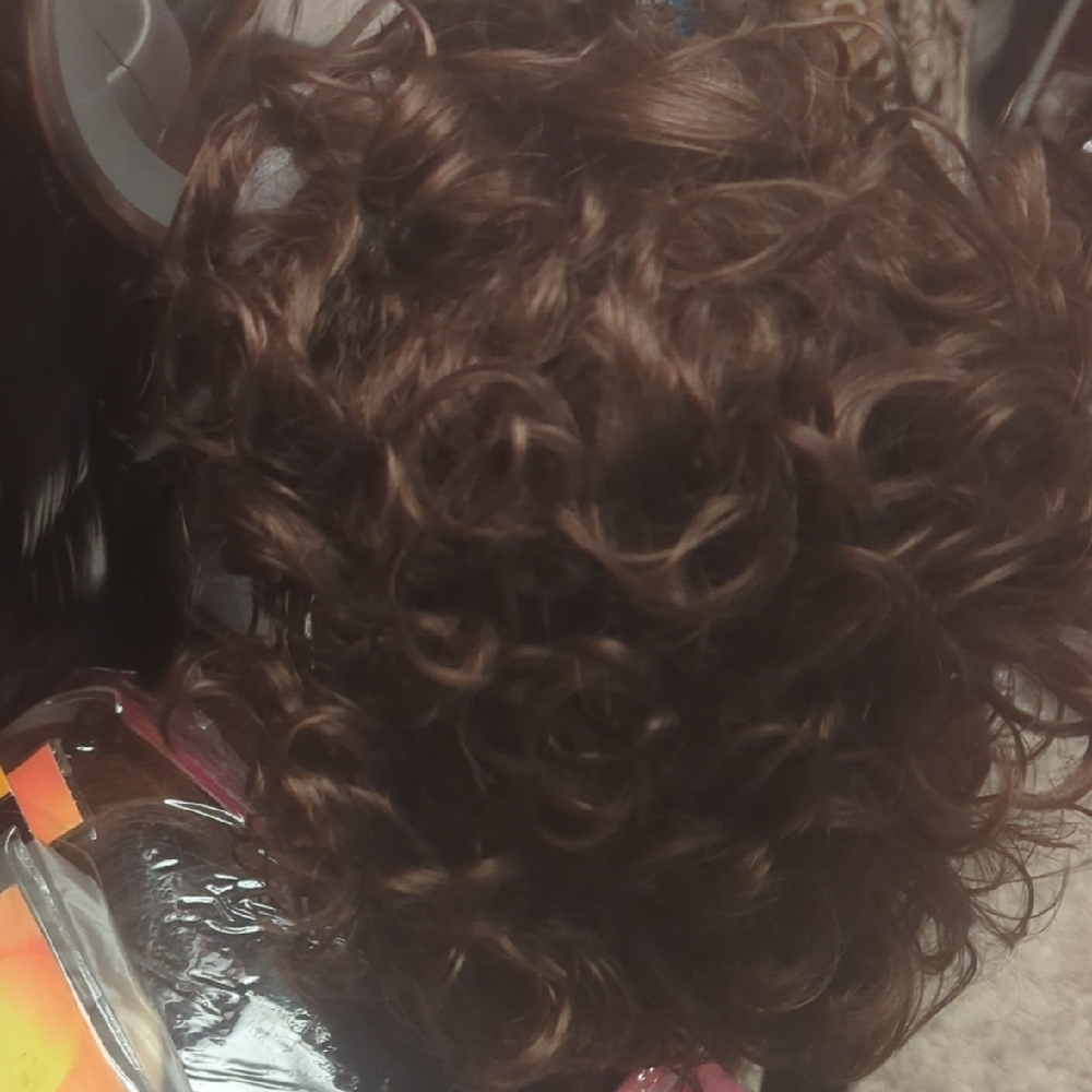 Voluminous Curly Chestnut Hair Extensions